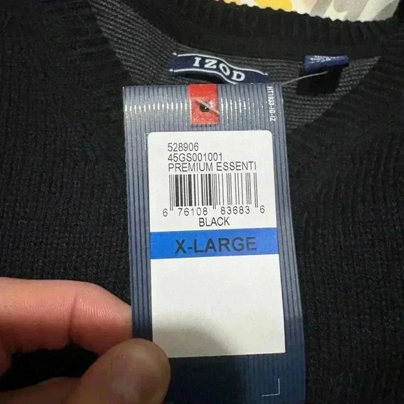 Izod sweater - Picture 2 of 2